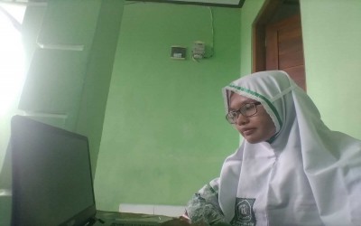 Siswa MTs N 2 Jembrana Mendulang Emas Dalam OPSI